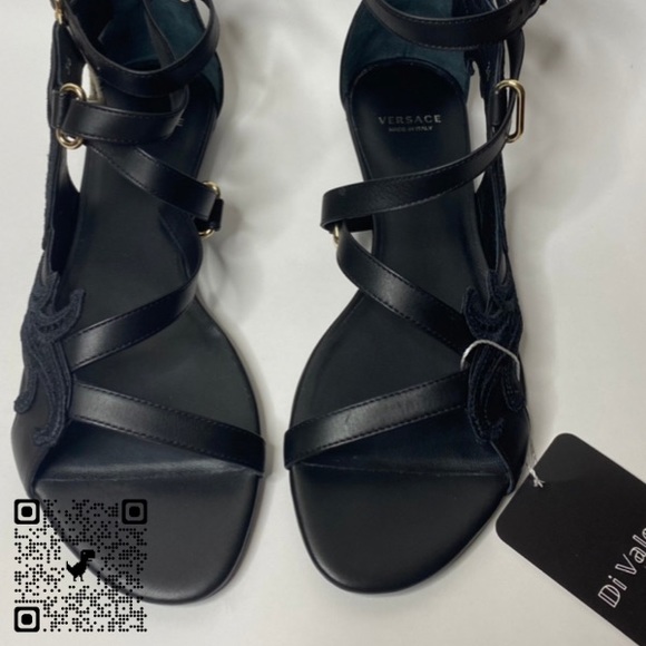 VERSACE Flat Black Sandals - Picture 7 of 10